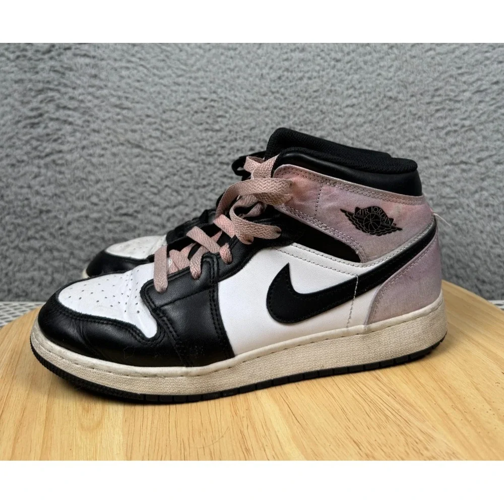 Nike Air Jordan 1 Mid SE Bleached Coral DM6216-001 Zen Master‎ Size 7Y/ 8.5W